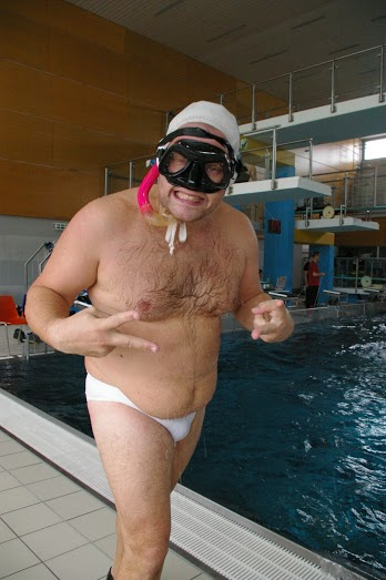 Illustration for article titled Austrian Underwater Rugby Nationals live
